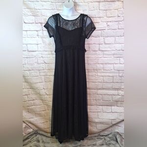 Torrid Size 1 14/16 Runway Collection Black Lace Overlay Maxi - FLAW
